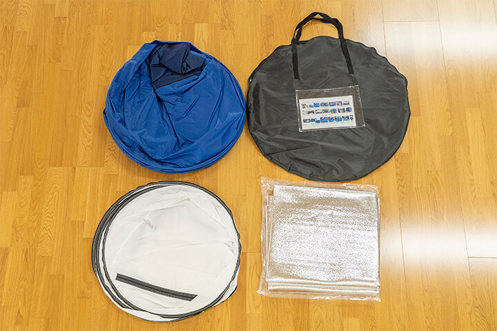 避難用テントのパーツ一式（テント本体・収納バッグ・天井・床シート）