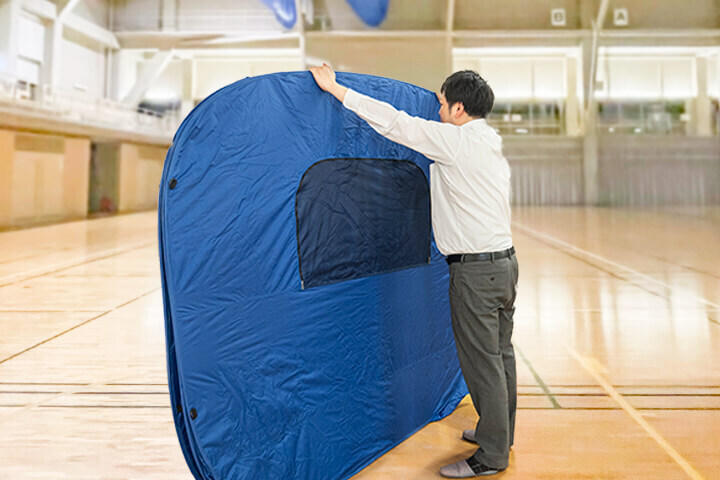 避難用テント設置②：テントを広げる